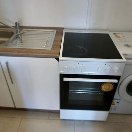 Alster Hamburg - Saniertes und möbliertes Apartment mit Bad und Küche Exterior foto